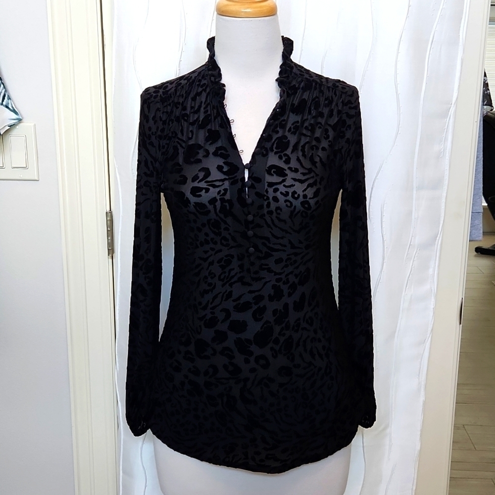 WHBM Black Velvet Animal Print Top - Picture 1 of 6